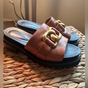 Aerosoles platform sandal